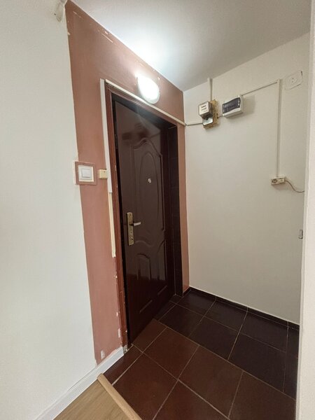 Berceni, Piata Resita